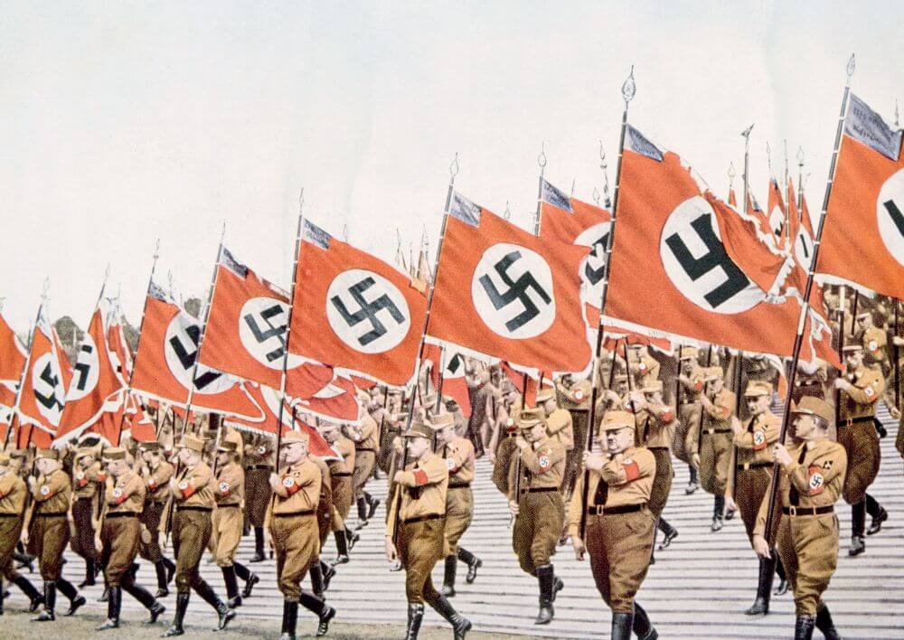 Aufmarsch auf dem Parteitag der Nationalsozialisten in Nürnberg 1933.