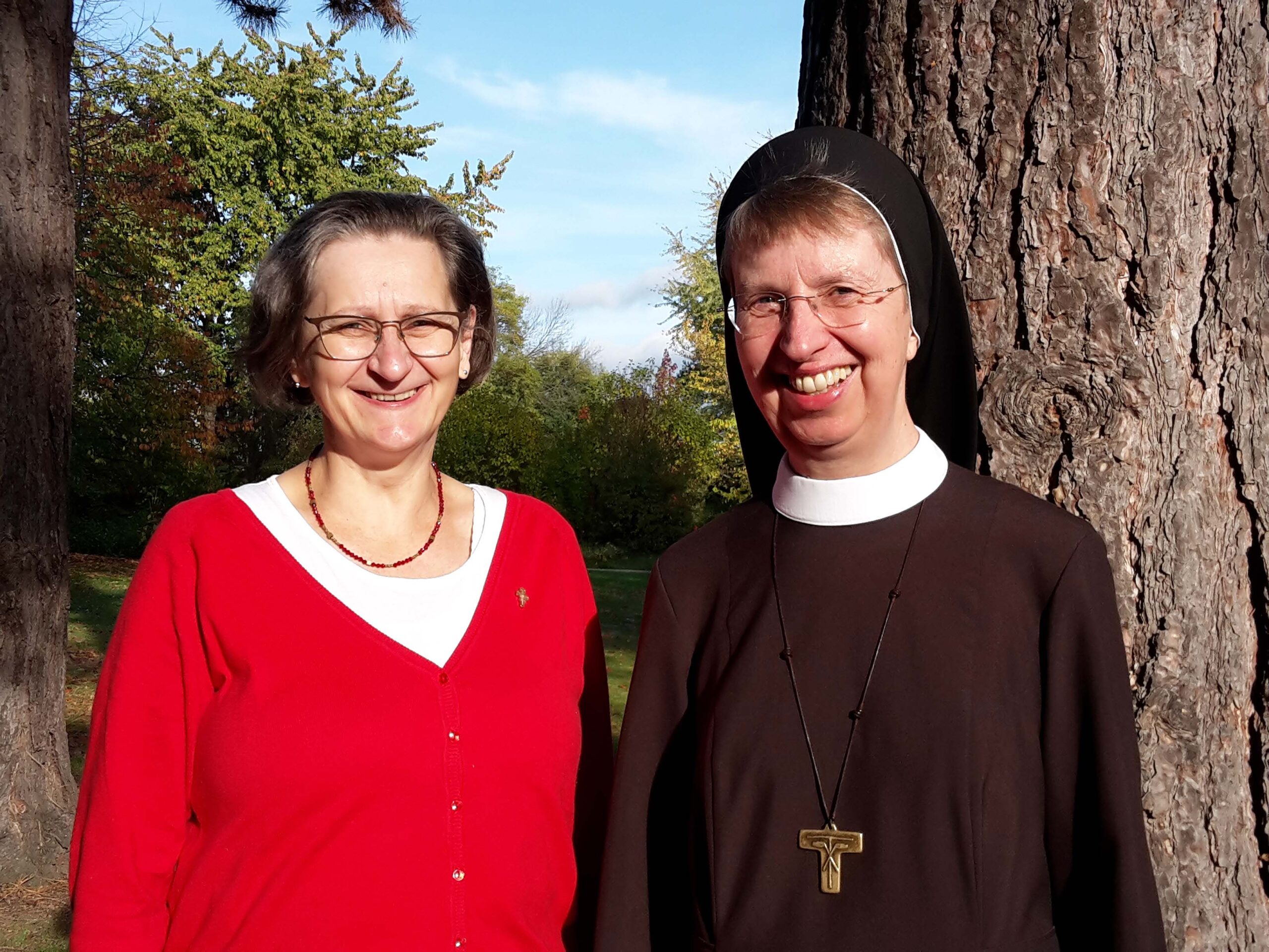Doppelporträt Monika Schwietzer und Schwester M. Birgit Henning