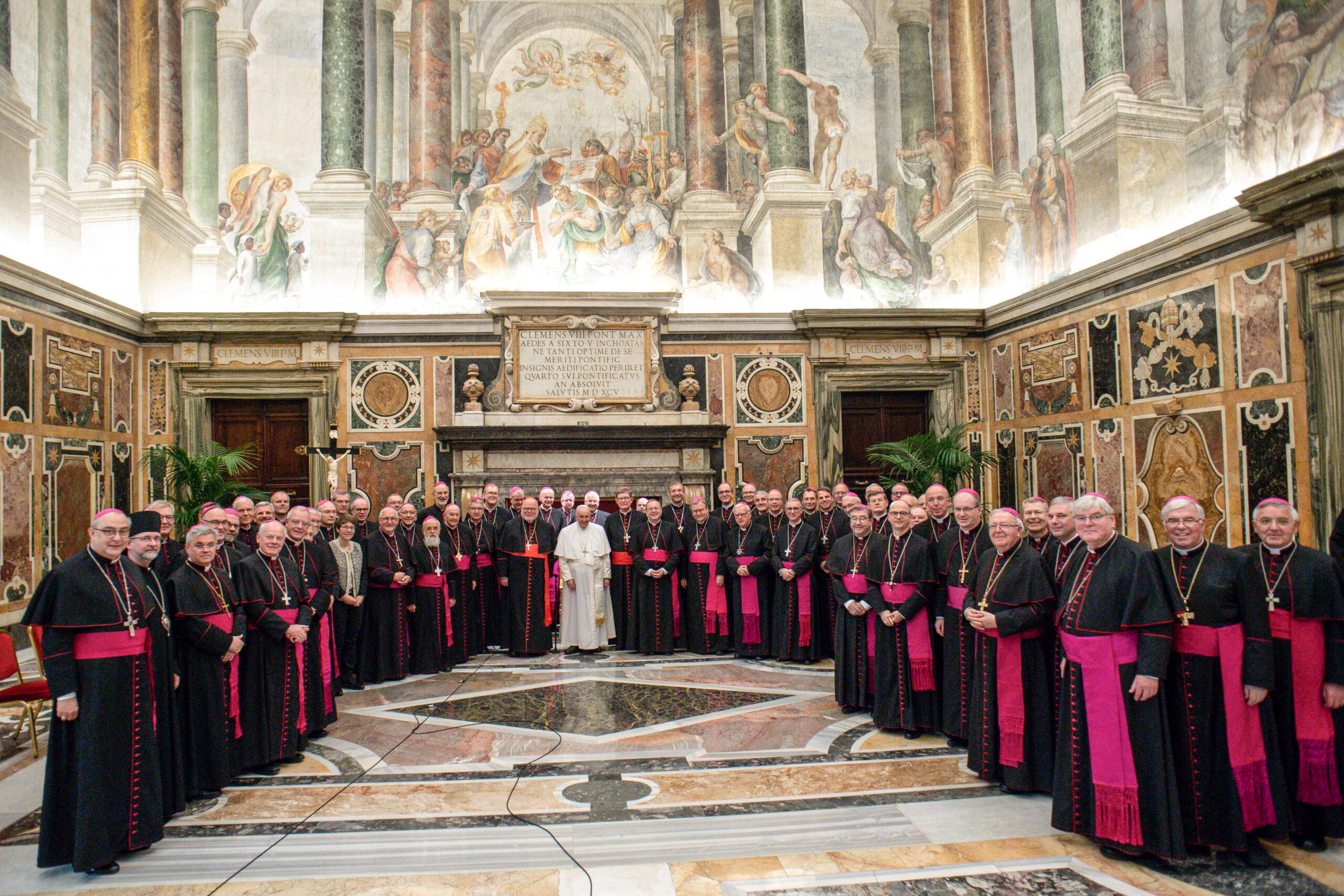 Papst Franziskus mit deutschen Bischöfen