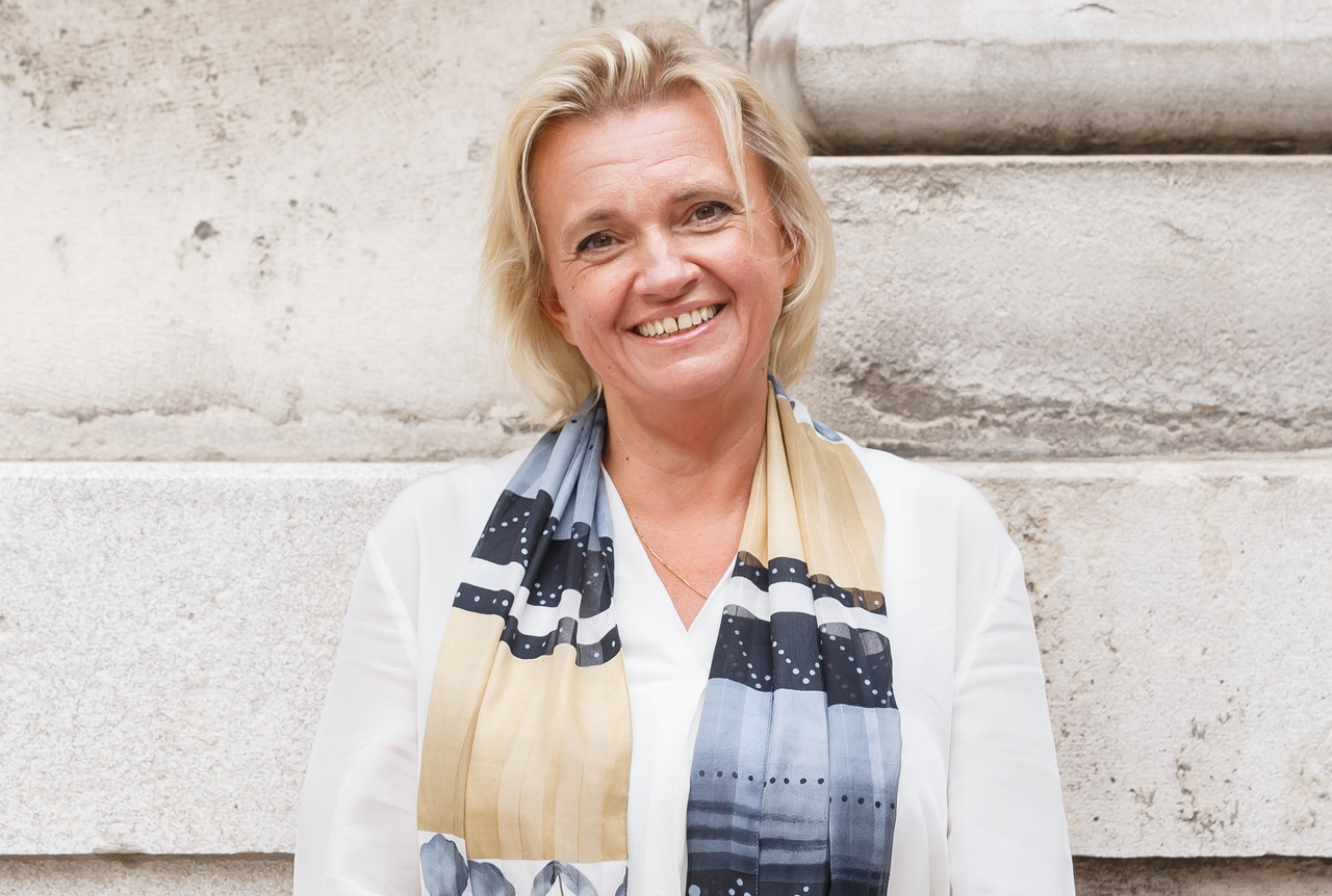 Porträt Prof. MMag. Dr. Regina Polak MAS