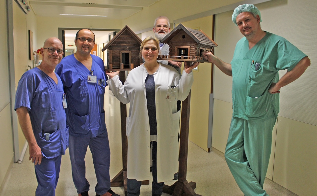 Vogelhausversteigerung im St. Marien Hospital für Erdbebenopfer in der Türkei und Syrien