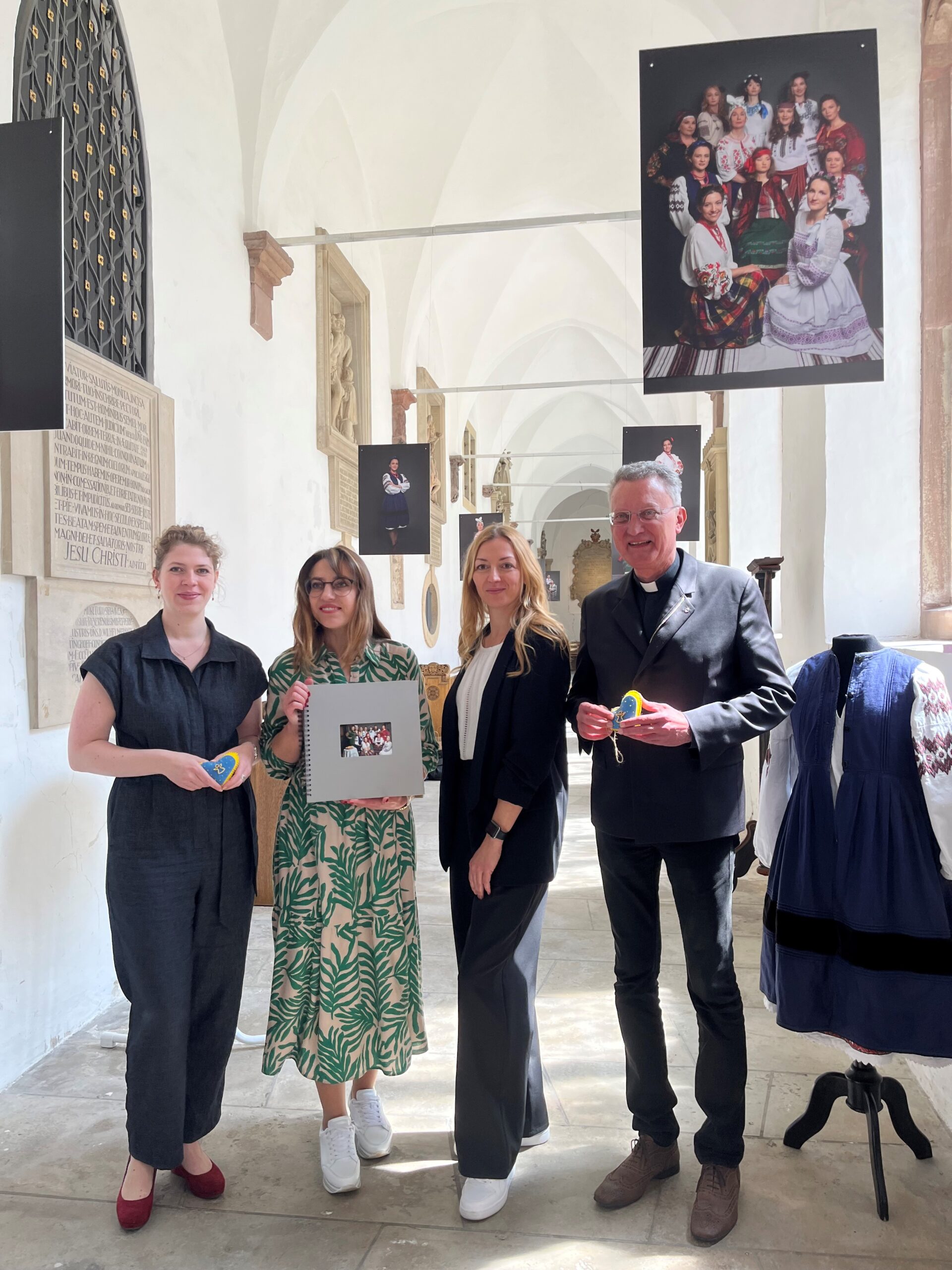 Ausstellungseröffnung "Frau. Mutter. Ukraine."