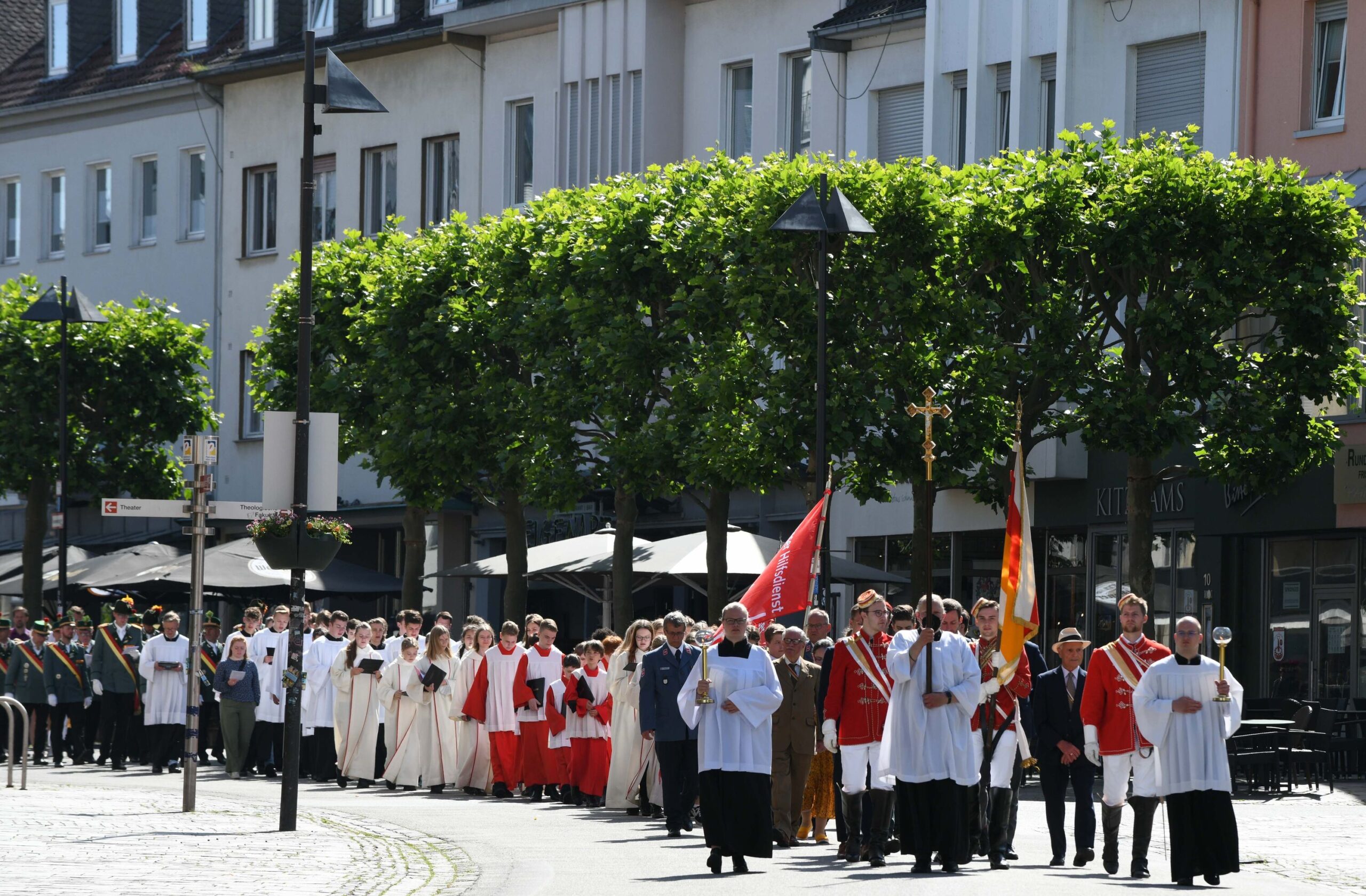 Prozession zu Fronleichnam in Paderborn 2022