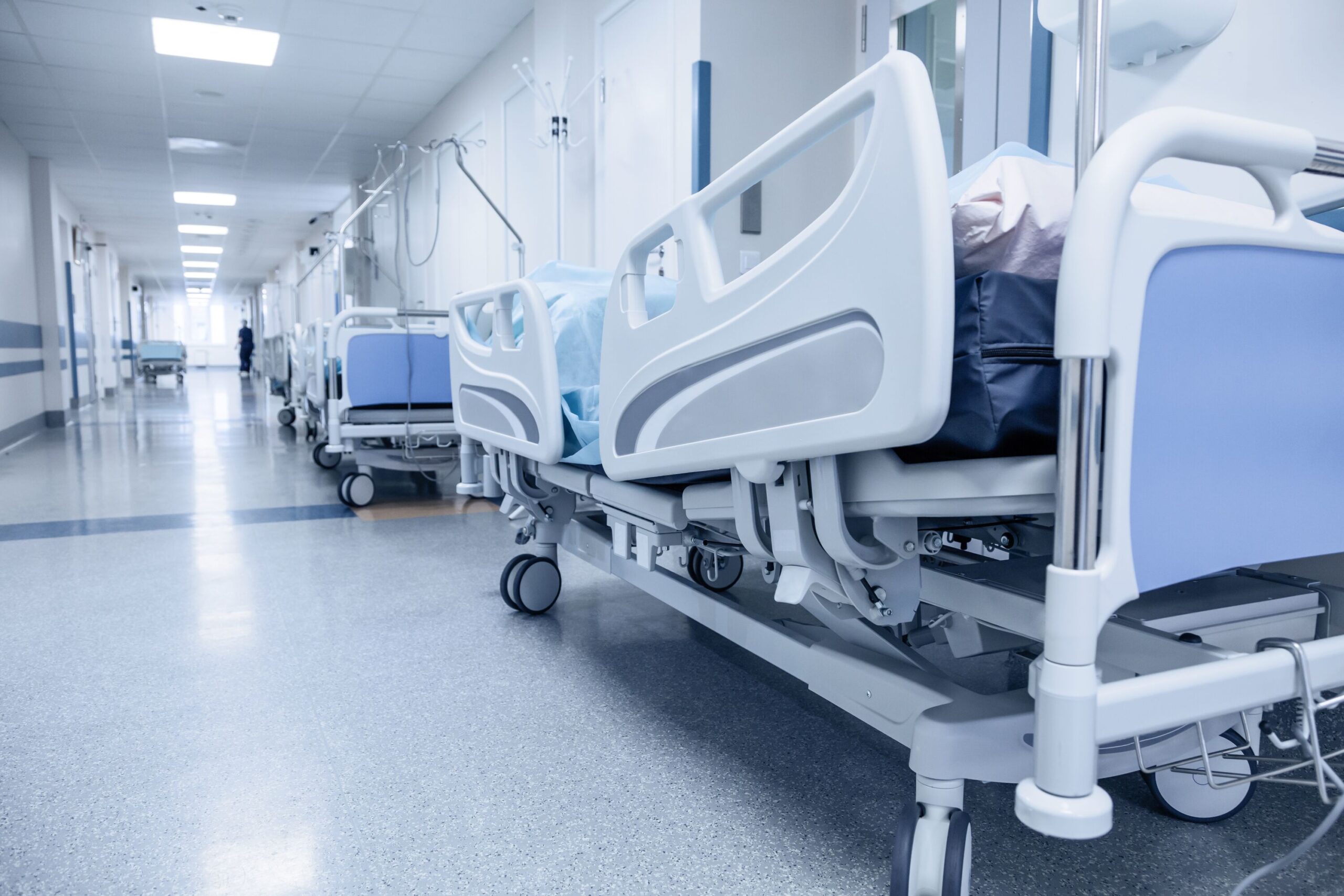 Menschen sterben noch häufig alleine im Krankenhaus. Der Hospizdienst versucht, dies zu verhindern