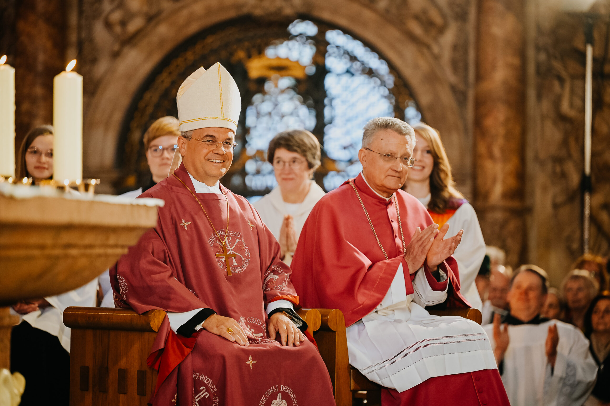 Erzbischof Dr. Udo Markus Bentz bei seiner Amtseinführung im Hohen Dom zu Paderborn