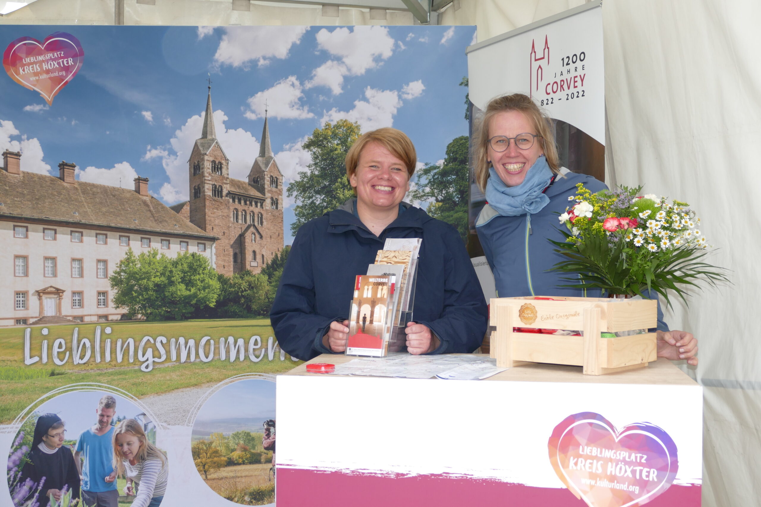 Annika Pröbe (rechts) und Katja Krajewski sind Botschafterinnen der Welterbestätte Corvey