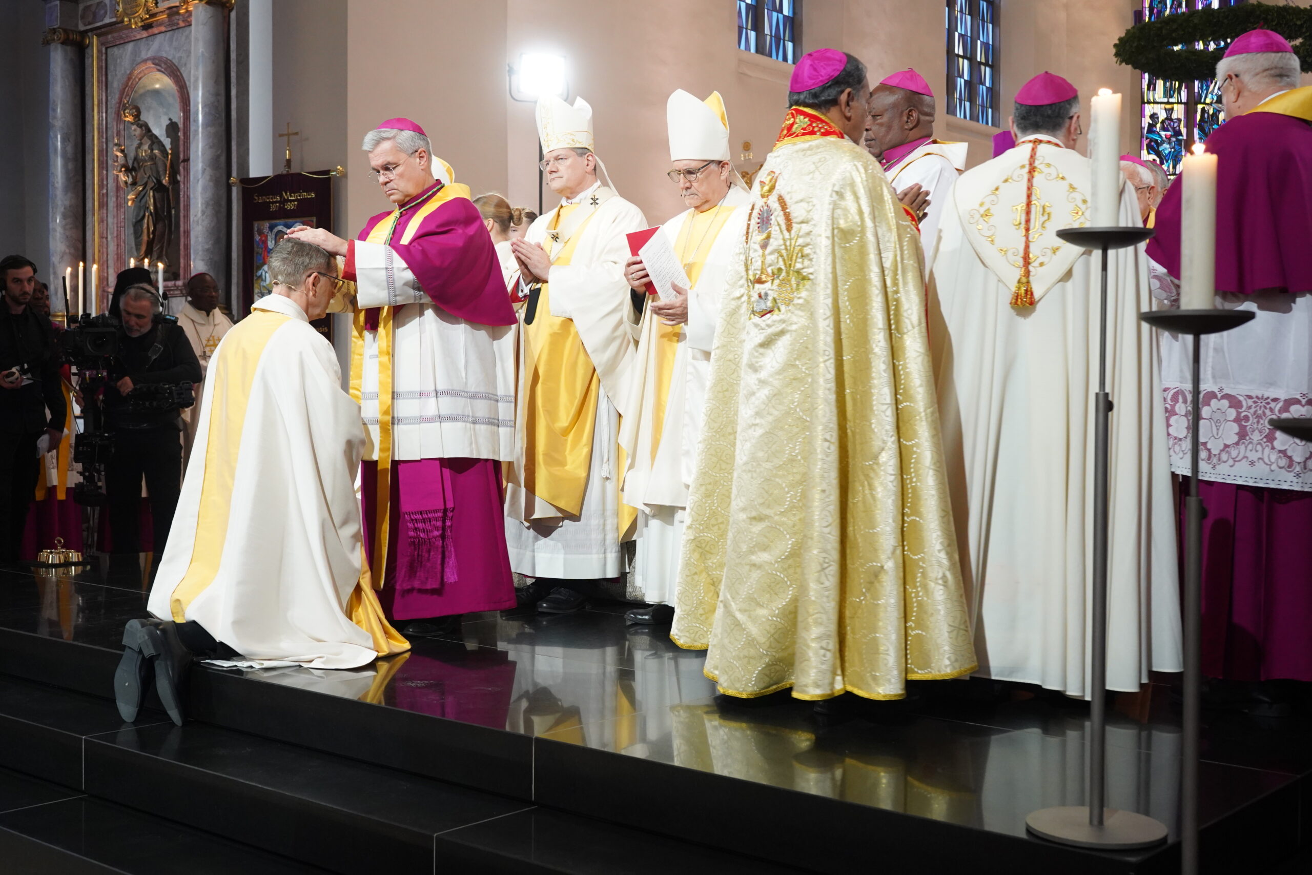 Erzbischof Dr. Udo Markus Bentz bei der Bischofsweihe von Bischof Dr. Klaus Krämer
