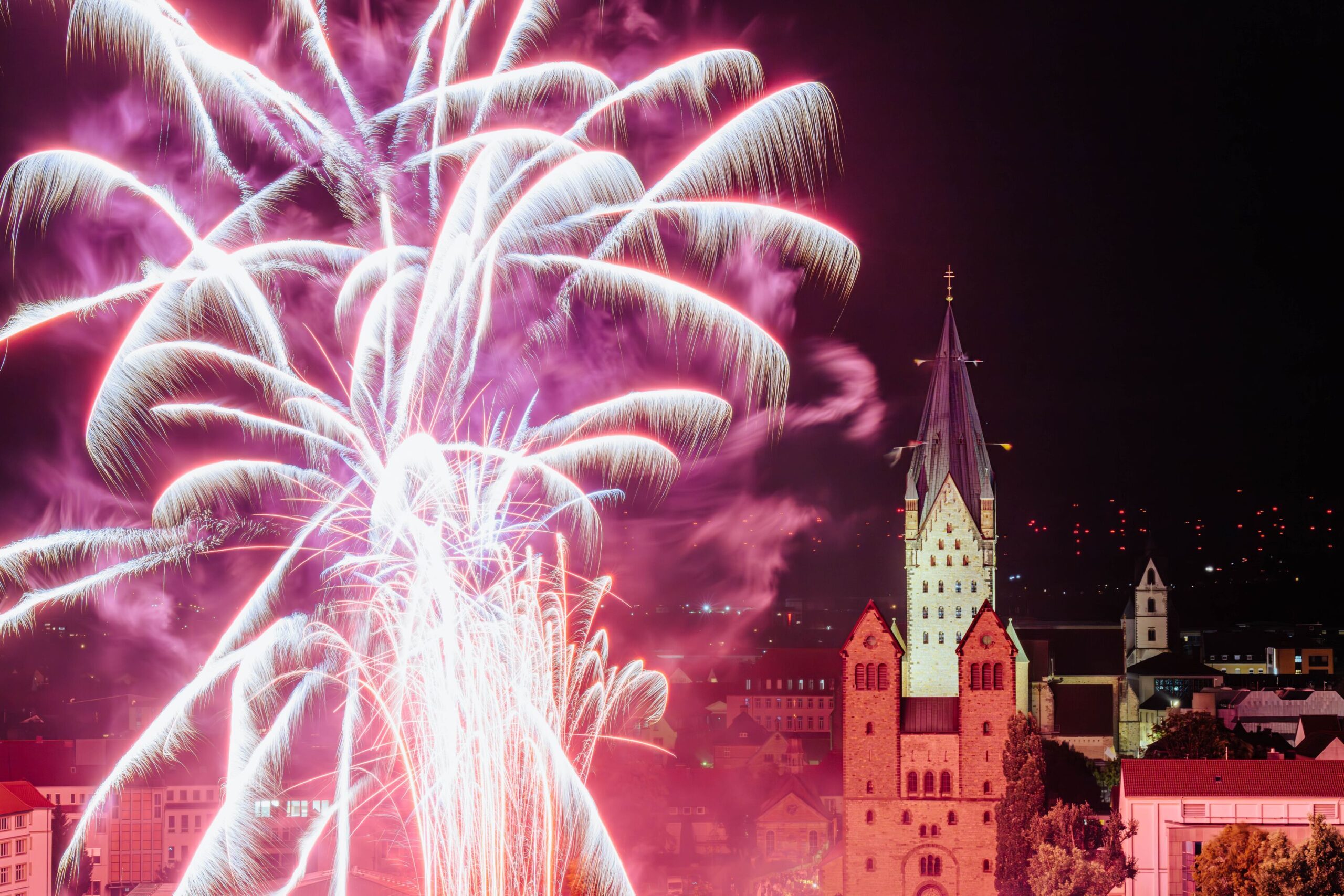 Libori-Feuerwerk mit Dom