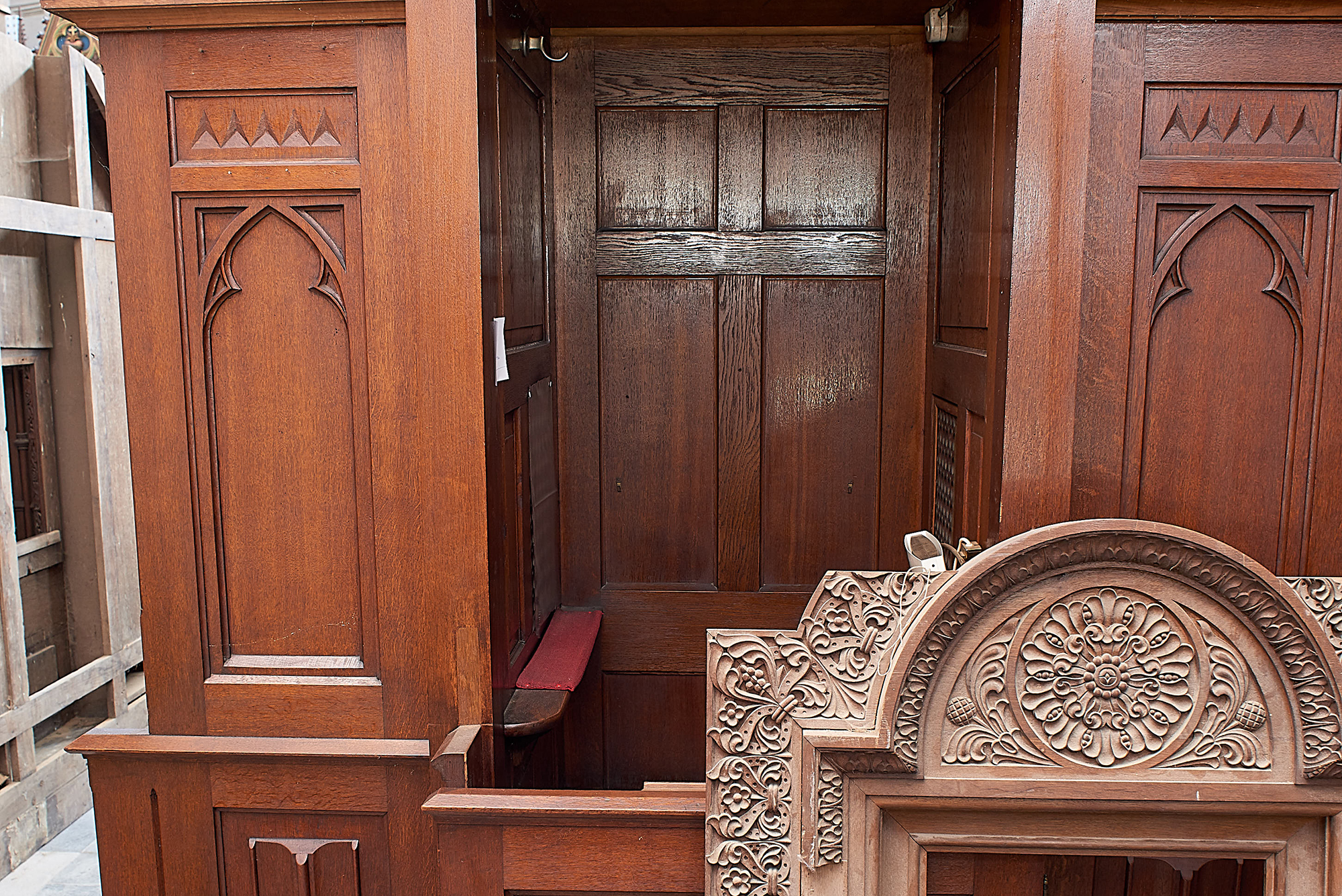 Sakrale Kunst bewahren – Glauben sichtbar machen. Wenn Kirchen schließen, geht es um mehr als nur ein Gebäude.