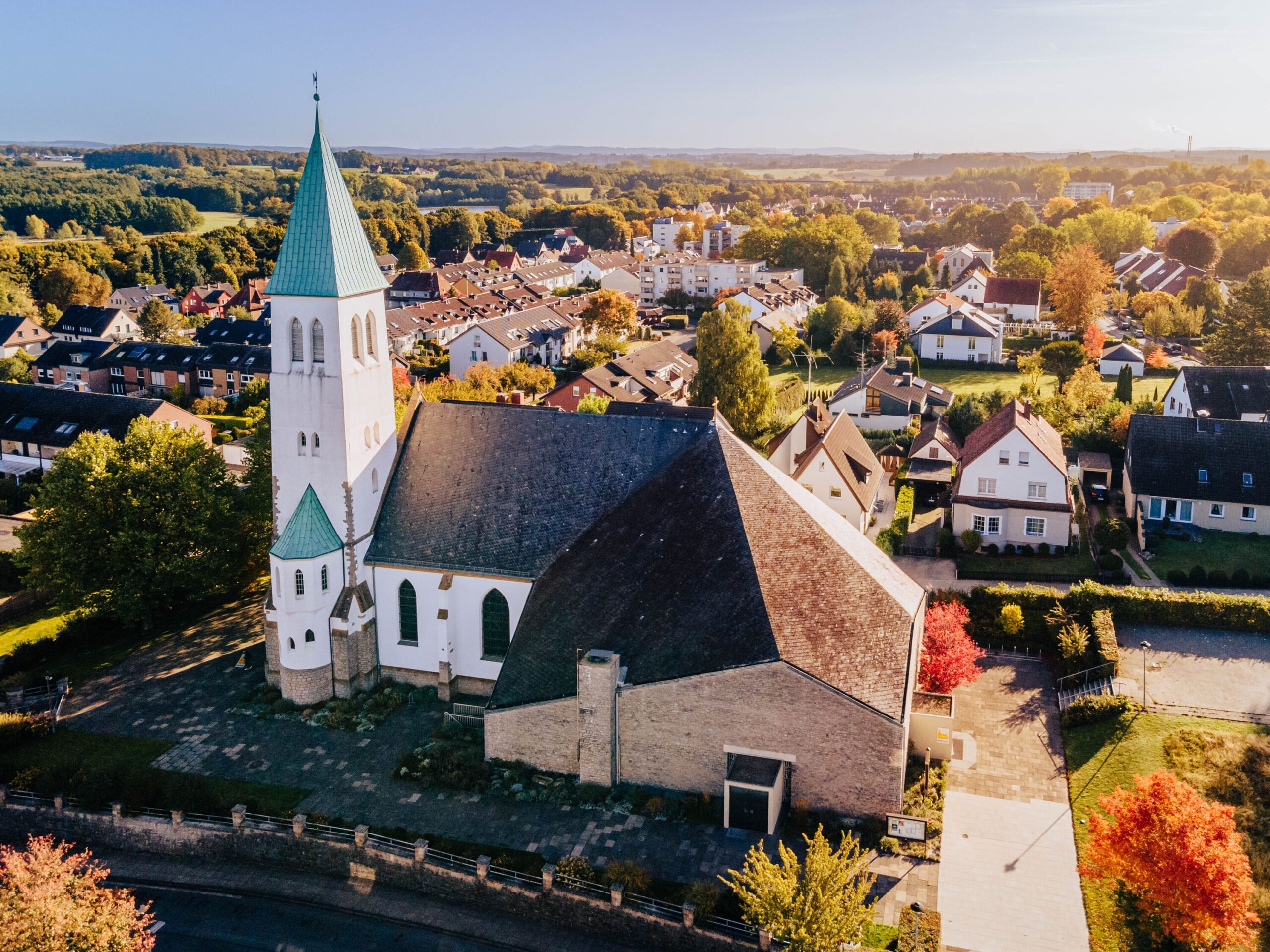 Außenansicht Pfarrei St. Johannes Baptist Schildesche