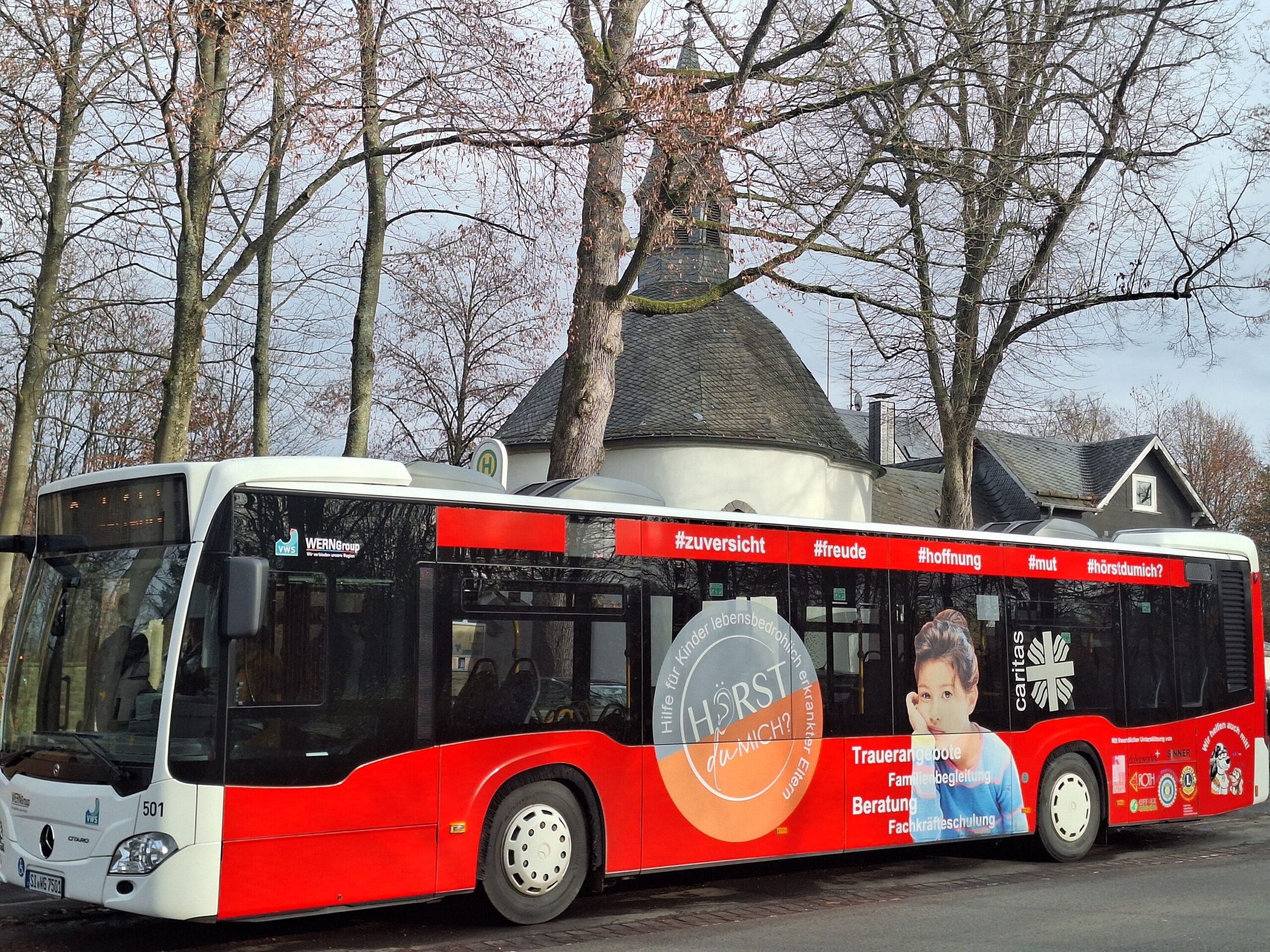 Linienbus, der für die "Bustour der Hoffnung eingesetzt wurde