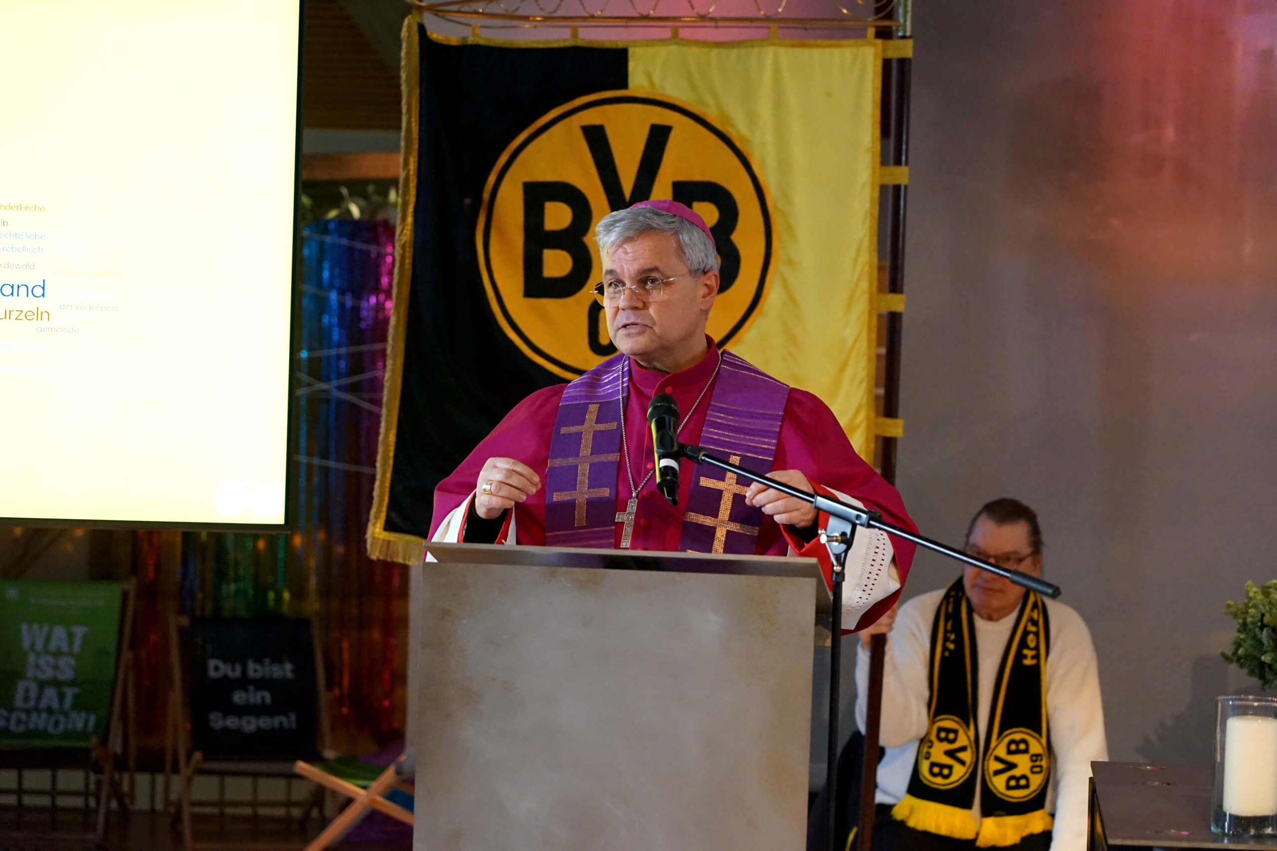 Erzbischof Dr. Udo Markus Bentz hielt die Predigt im ökumenischen Gottesdienst zum 116. Geburtstag des BVB. Foto: Michael Bodin / Erzbistum Paderborn