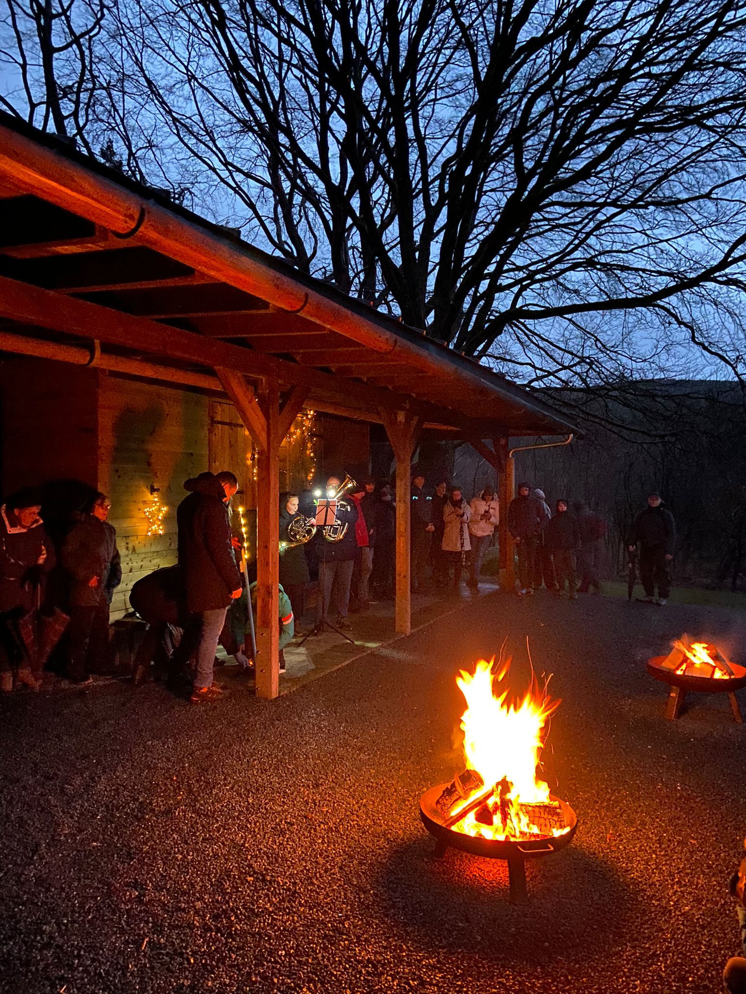 Das Bild zeigt das erreichte Ziel auf einem Plateau des Kreuzbergs in Siedlinghausen