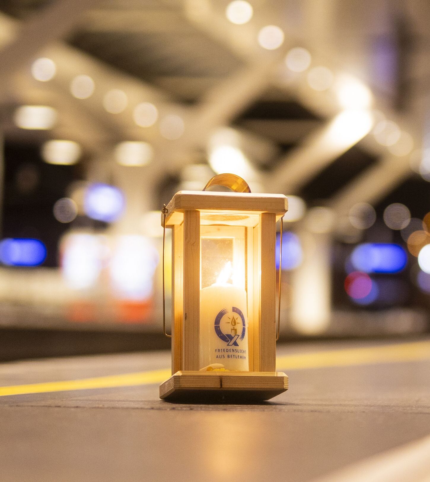 Das Bild zeigt ein Friedenslicht