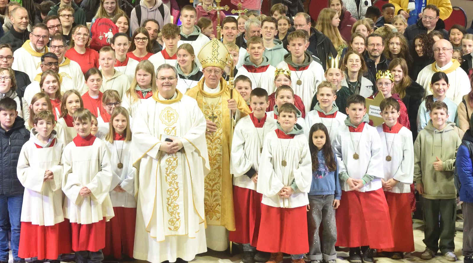 Gottesdienst im Zirkuszelt des Gelsenkirchener Weinachtszirkus