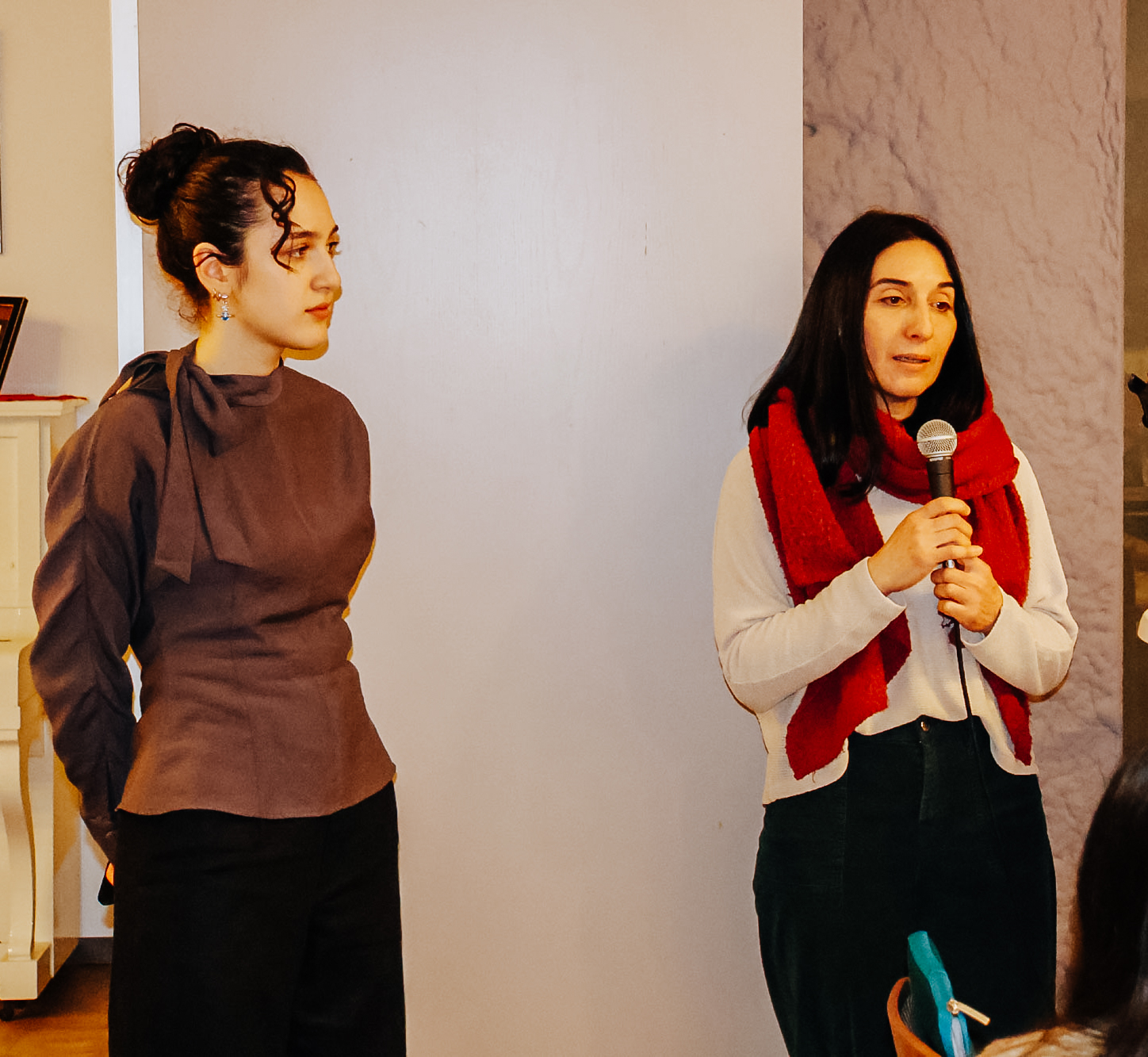 Zwei Frauen aus der Harmonie Initiative erzählen zu ihren Erfahrungen mit dem Ramadan