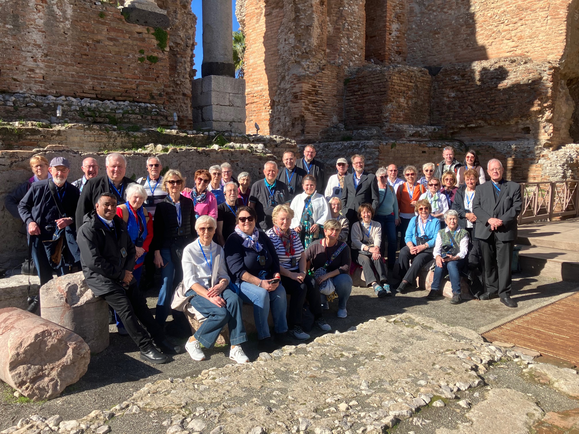 Gruppenfoto mit den Pilgern