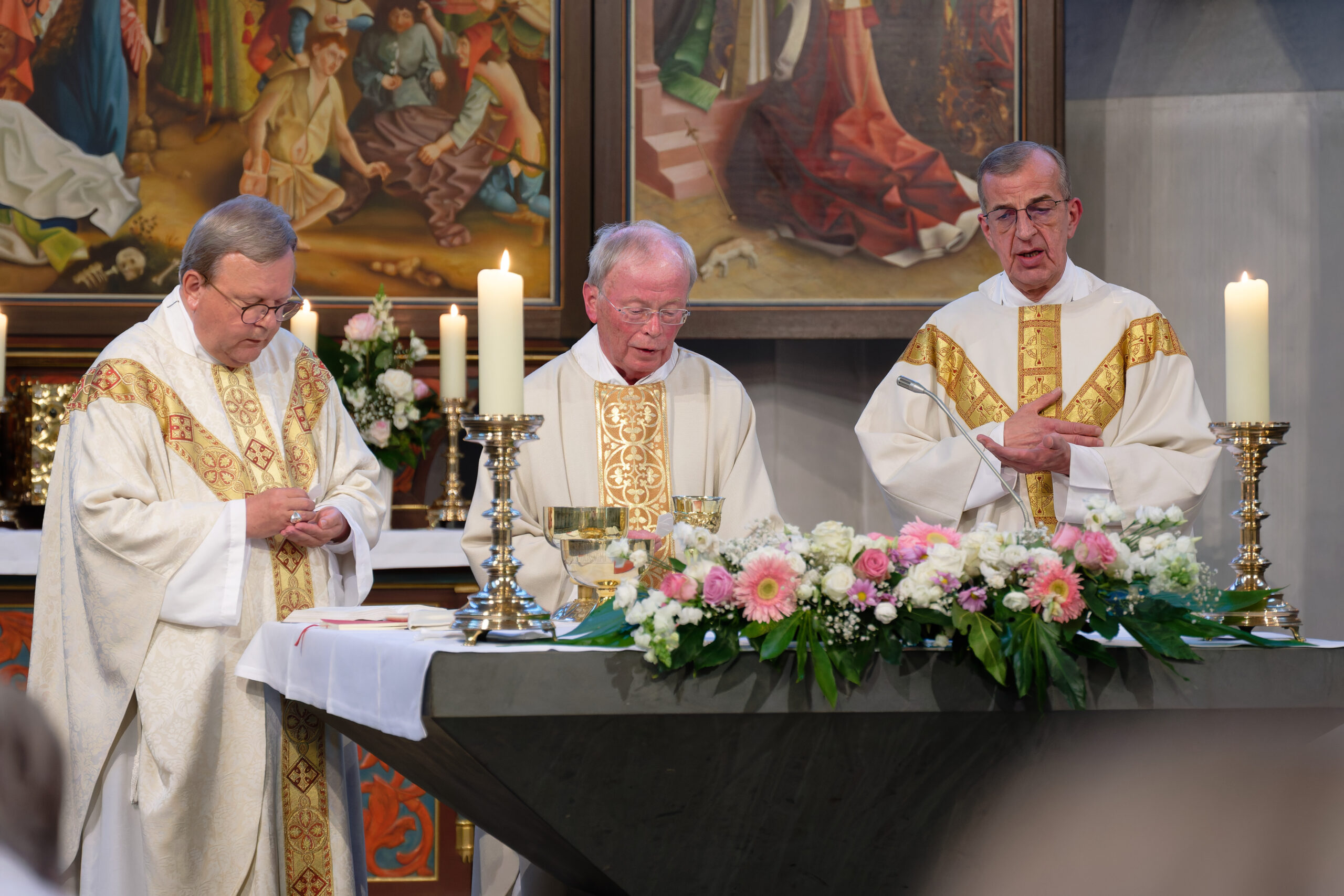 Bischof Dr. Franz-Josef Bode, Prof. Dr. Johannes Meier und Pastor Josef Kemper v.l.n.r.