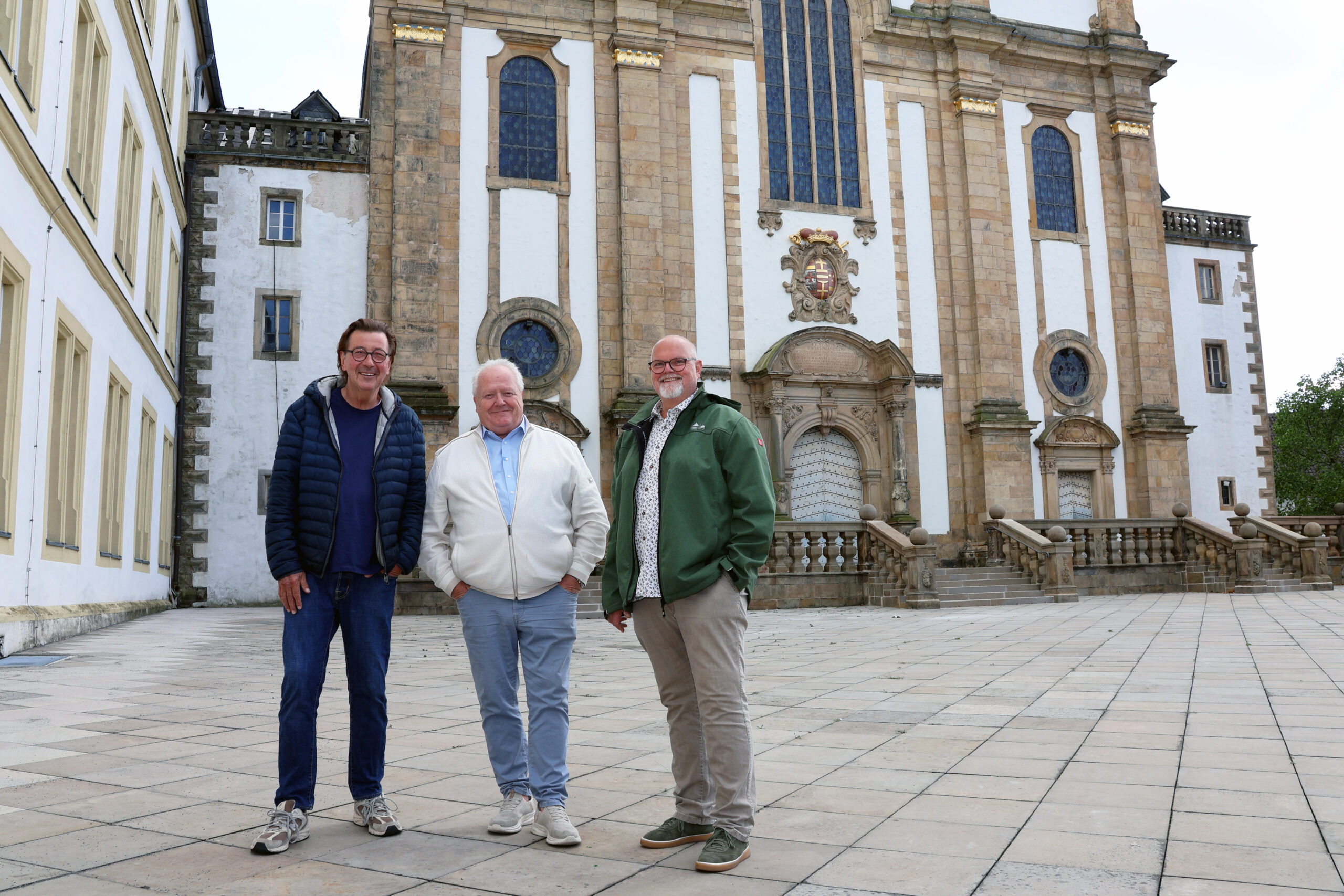 Elmar Simon, Karl-Heinz Militzer und Mario Voss (v. l.) organisieren in diesem Jahr auf dem Platz vor der markanten Marktkirche erstmals die Winter Plaza. Eröffnung ist am 20. November.